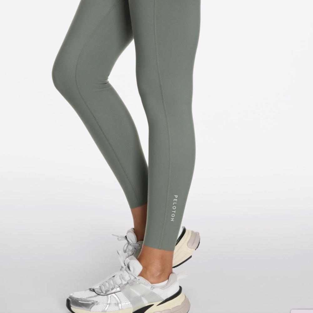 Peloton Cadent High Rise Pocket Legging - Picture 6 of 8